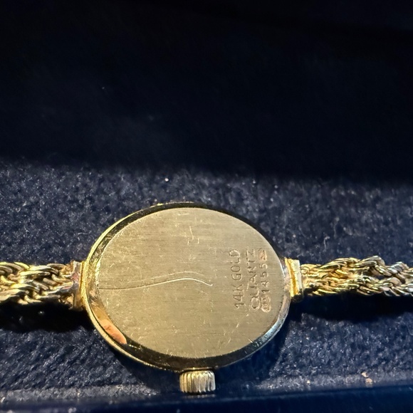 Omega 14 K gold ladies watch bracelet - Picture 2 of 5
